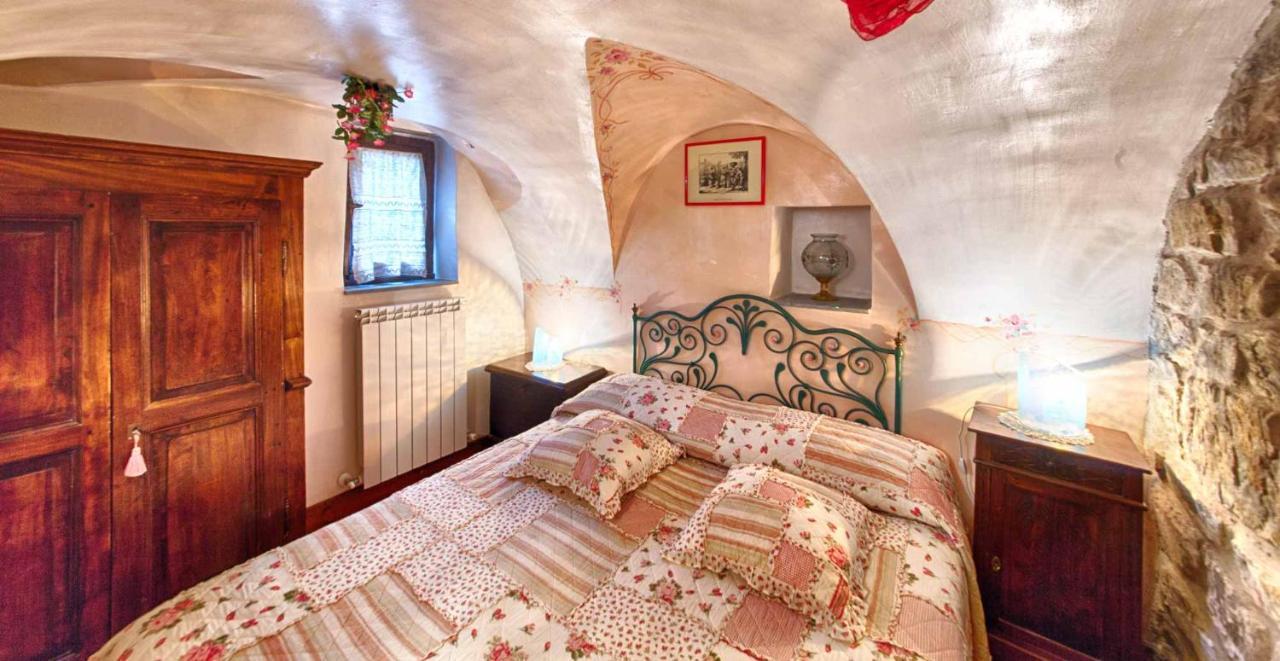 Muntaecara Hotel Diffuso Apricale Exteriér fotografie