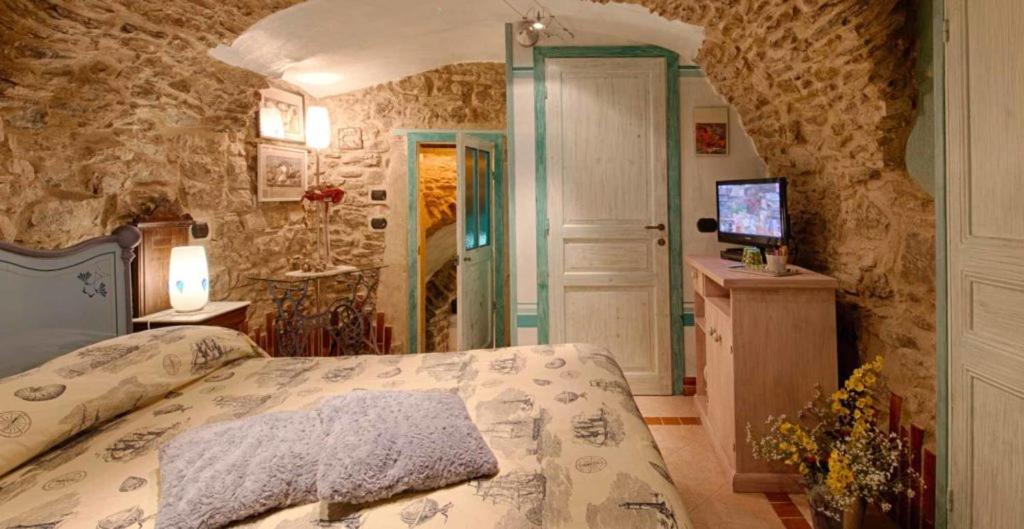 Muntaecara Hotel Diffuso Apricale Exteriér fotografie
