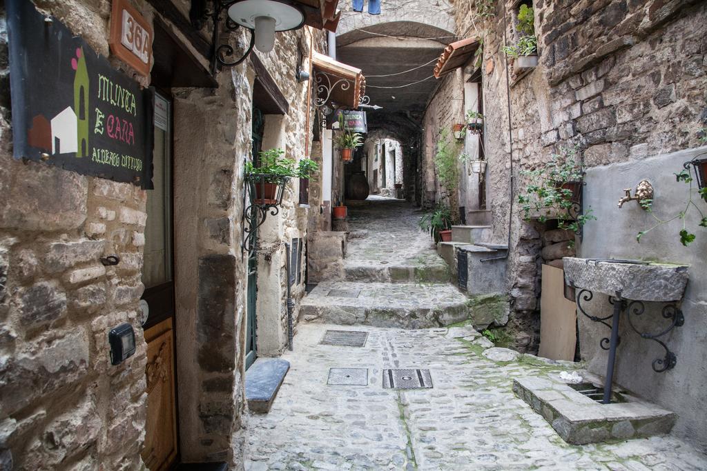 Muntaecara Hotel Diffuso Apricale Exteriér fotografie